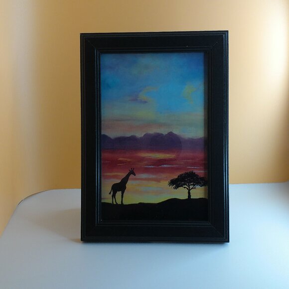 Sun Set Giraffe 4"x6" within a new black wood Frame, Africa, trees, natural - Picture 4 of 6